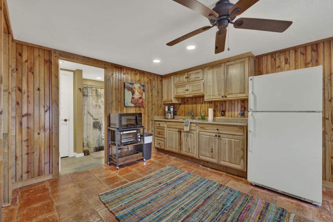 Ohana Ranch Cabin - 12 Minutes To Historic Main St Fredericksburg Luaran gambar